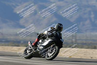 media/Jan-15-2026-Racers Edge (Thu) [[dfebeb70ab]]/3-B Group/Session 1 Turn 8/